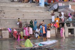 04-Ghat along the Ganges